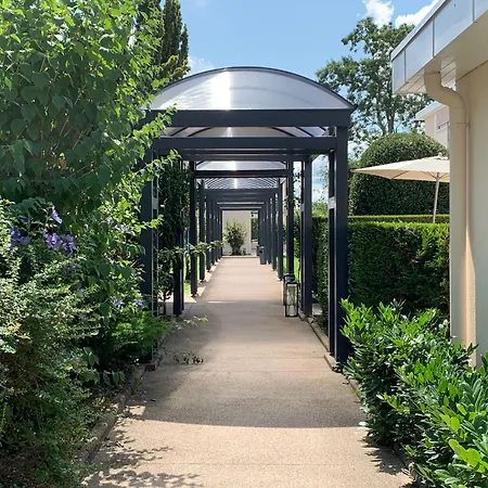 Citadines Geneve Voltaire