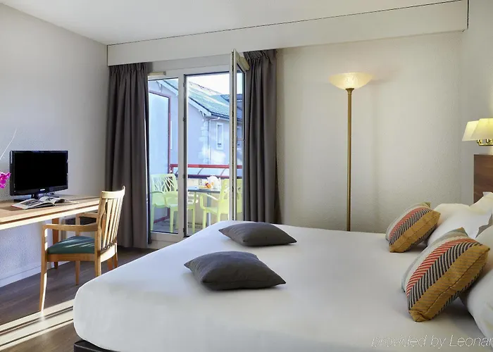 Citadines Geneve Voltaire Apartahotel 3*