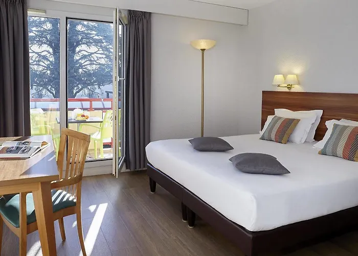 Apartahotel Citadines Geneve Voltaire 3*