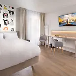 Aparthotel Citadines Geneve Voltaire 3*