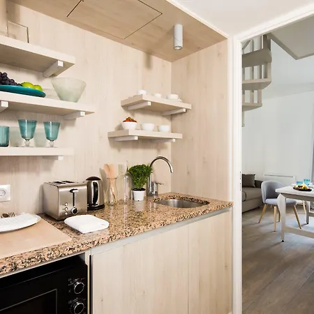 Citadines Geneve Voltaire Aparthotel 3*