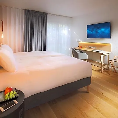 Citadines Geneve Voltaire Aparthotel 3*