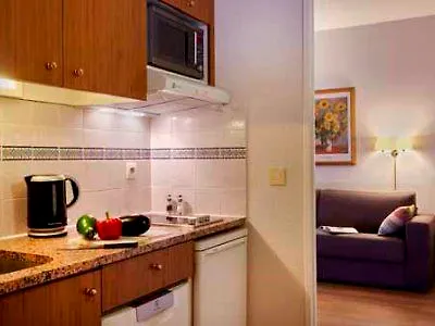 Citadines Geneve Voltaire Aparthotel 3*