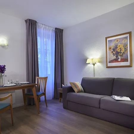 Citadines Geneve Voltaire Aparthotel 3*
