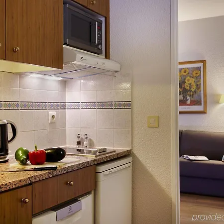 Citadines Geneve Voltaire 3*
