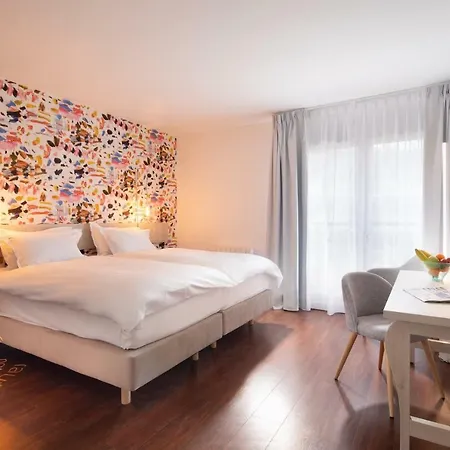 The Geneva Airport - M3 Hotel Ferney-Voltaire