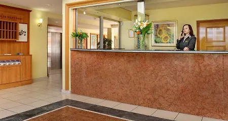 Citadines Geneve Voltaire Aparthotel 3*