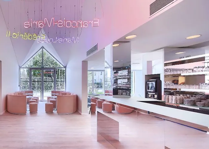 アパートホテル Citadines Geneve Voltaire 3*